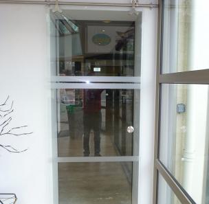 PORTE EN VERRE